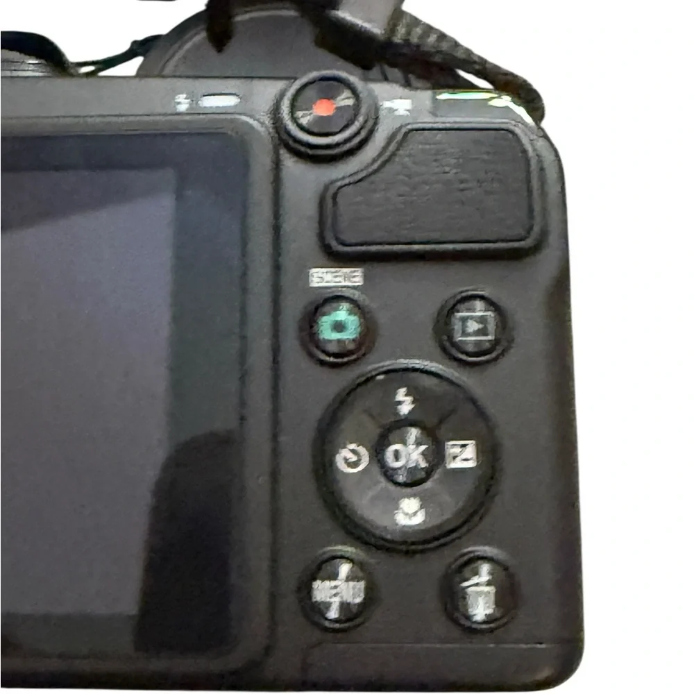 Nikon Coolpix L340 20.2 MP Digital Camera with 28x Optical Zoom,3.0-Inch LCD